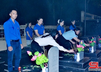Xã Bắc Yên tổ chức Lễ thắp nến tri ân