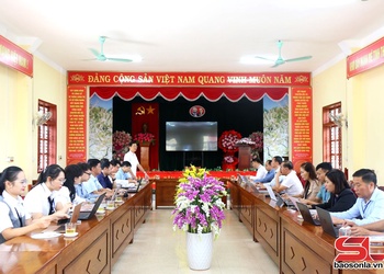 Kiểm tra công tác cải cách hành chính tại xã Phiêng Khoài