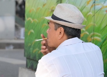 Cải cách thuế thuốc lá sẽ giúp 2,1 triệu người bỏ hoặc không hút thuốc
