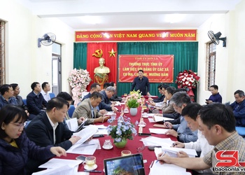 Thường trực Tỉnh ủy thăm và làm việc với Ban Thường vụ Đảng ủy xã Co Mạ, Long Hẹ