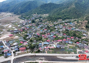 Bản Lướt bình yên giữa miền cổ tích