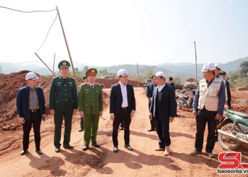 Đẩy nhanh tiến độ xây dựng trường học tại 13 xã biên giới