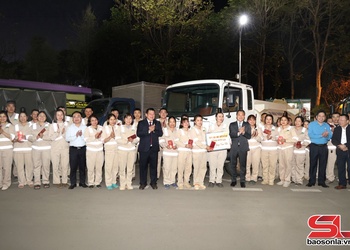 Thường trực Tỉnh ủy thăm, động viên các lực lượng trực đêm giao thừa