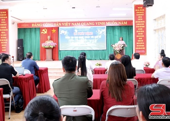 Phát động cuộc thi ảnh nghệ thuật “Bình Thuận - Khát vọng vươn xa”