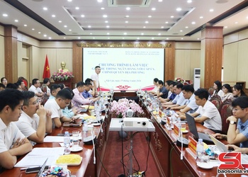 Ngân hàng nhà nước Chi nhánh khu vực 3 làm việc với các xã khu vực Sốp Cộp