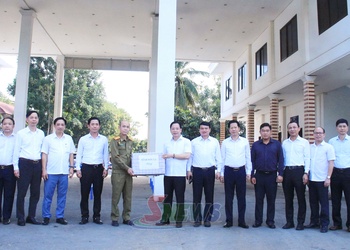 Đoàn đại biểu cấp cao tỉnh Sơn La bắt đầu chuyến thăm, làm việc tại tỉnh Hủa Phăn, nước CHDCND Lào