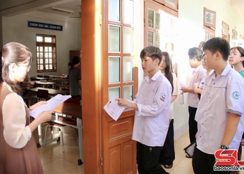 Yax 17.800 tuz cơưv tưr trâu Jâus muk cơưv lớp 10