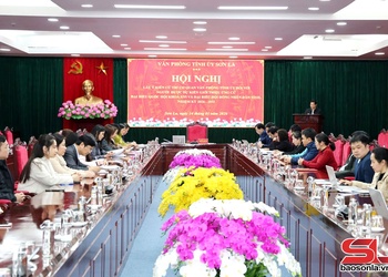 Workplace voters’ opinions on proposed nominees for NA, provincial People’s Council collected