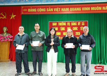 Vạy chu côn chu chua hươn pọm đảy tỏn chiềng muôn mâng, tiêng àn