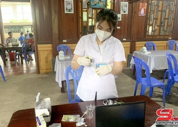 Kiểm soát an toàn thực phẩm, bảo vệ sức khỏe nhân dân