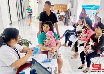Quan tâm chăm sóc sức khỏe trẻ em