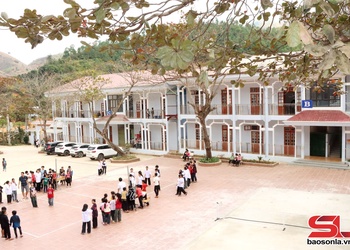 Đầu tư hạ tầng giáo dục vùng đồng bào dân tộc thiểu số