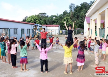 Tập trung lãnh đạo, chỉ đạo nâng cao chất lượng dạy và học