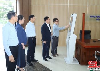 Nâng cao tỷ lệ giải quyết thủ tục hành chính trực tuyến