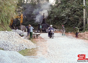 Nhịp sống mới vùng cao Co Mạ