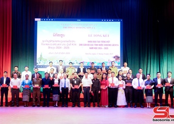 120 lưu học sinh nước CHDCND Lào hoàn thành khoá đào tạo tiếng Việt