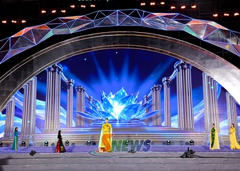 Miss Galaxy Vietnam 2026: Thí sinh duyên dáng trong phần thi áo dài