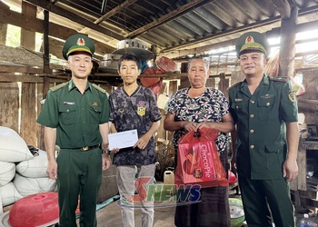 Giữ bình yên biên giới, thúc đẩy giao thương cửa khẩu