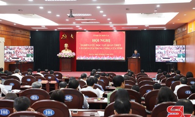 Hội nghị nghiên cứu, học tập, quán triệt văn bản của Trung ương, của tỉnh