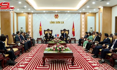 Đại sứ đặc mệnh toàn quyền Australia tại Việt Nam chào xã giao lãnh đạo tỉnh Sơn La
