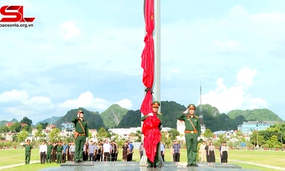 Nhân dân Sơn La xúc động theo dõi lễ viếng đồng chí Tổng Bí thư Nguyễn Phú Trọng