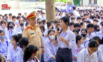 Mô hình cổng trường an toàn giao thông