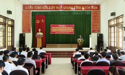 Đồng chí Bí thư Tỉnh ủy làm việc với Ban Thường vụ Huyện ủy Mai Sơn