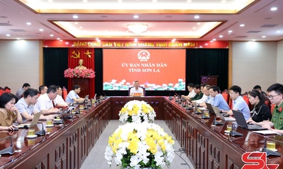 Triển khai đồng bộ các giải pháp thúc đẩy chính phủ số, kinh tế số, xã hội số, công dân số và cải cách hành chính