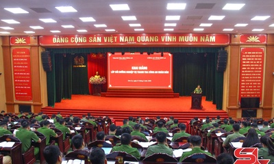 Bồi dưỡng nghiệp vụ thanh tra Công an nhân dân cho 250 học viên