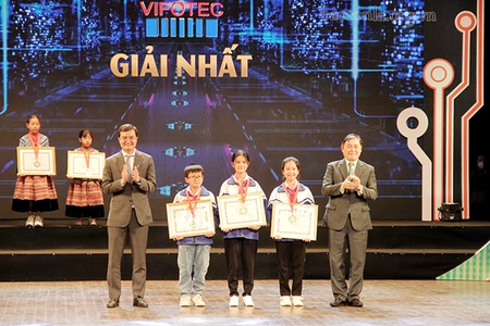 Sơn La đoạt 1 giải nhất tại Cuộc thi Sáng tạo thanh, thiếu niên và nhi đồng toàn quốc lần thứ 17