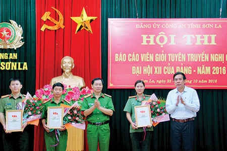 Đảng bộ Công an tỉnh: Hội thi báo cáo viên giỏi tuyên truyền Nghị quyết Đại hội XII của Đảng