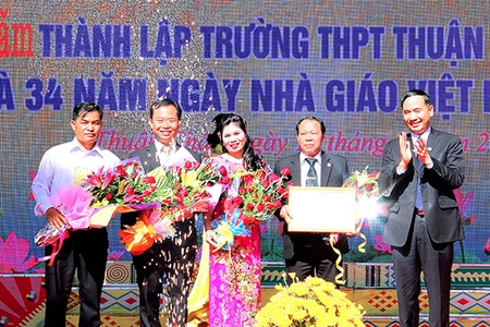 Trường THPT Thuận Châu: Kỷ niệm 50 năm thành lập trường