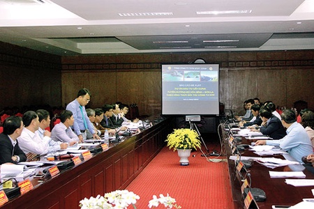 Thường trực tỉnh ủy: Làm việc với nhà đầu tư Dự án đường bộ Hòa Bình - Mộc Châu