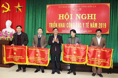 Hội nghị triển khai công tác y tế năm 2019