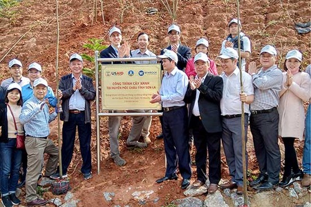 Ban Quản lý các dự án lâm nghiệp Trung ương phát động trồng cây năm 2019 tại huyện Mộc Châu