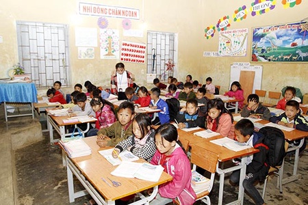 Ánh sáng nơi lưng trời