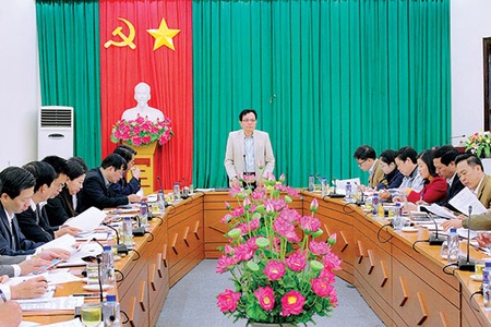 Thường trực HĐND tỉnh: Xem xét quy trình điều chỉnh quy hoạch và cấp giấy chứng nhận quyền sử dụng đất