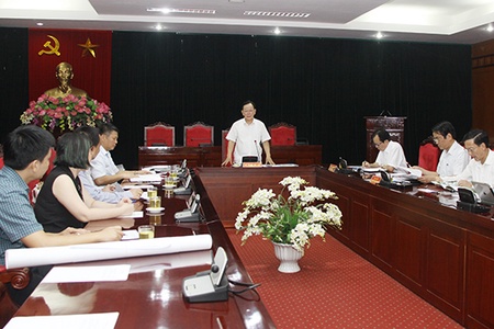 Thường trực tỉnh ủy làm việc về tình hình phát triển, chế biến và tiêu thụ cà phê