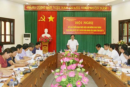 Hội nghị đánh giá kết quả triển khai thực hiện làm đường giao thông nông thôn