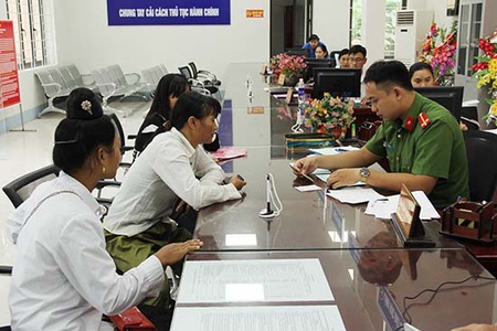 Cải cách hành chính hướng đến sự hài lòng của người dân