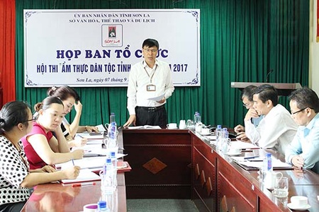 Họp Ban tổ chức Hội thi “Ẩm thực dân tộc tỉnh”