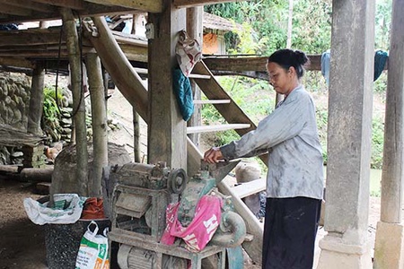 Bản Đồng Lương mong được nâng cấp hệ thống điện lưới   