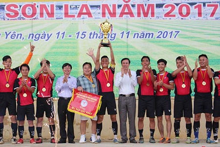 Giải Vô địch Bóng đá nam thanh niên tỉnh Sơn La năm 2017