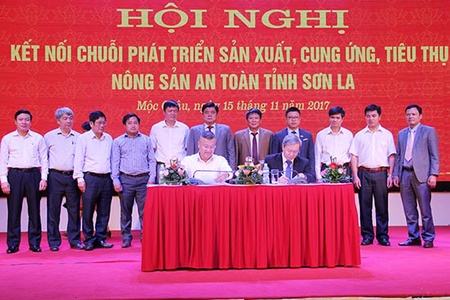 Hội nghị kết nối chuỗi phát triển sản xuất, cung ứng, tiêu thụ nông sản an toàn tỉnh Sơn La