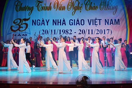 Sở Giáo dục và Đào tạo: Tổ chức chương trình văn nghệ chào mừng Ngày Nhà giáo Việt Nam