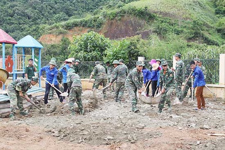 Trí thức trẻ tình nguyện: “Làm dân tin - ở dân thương - đi dân nhớ”