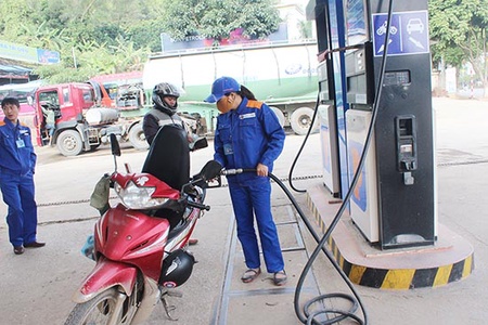 Thay thế xăng RON 92 bằng xăng E5: Sẵn sàng trước giờ G