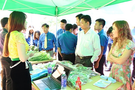 Nỗ lực học tập, xung kích vì quê hương Sơn La