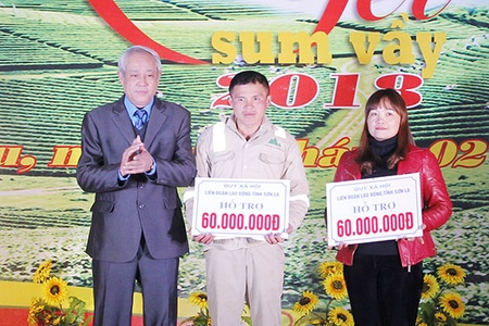 “Tết sum vầy” cho CNVCLĐ có hoàn cảnh khó khăn