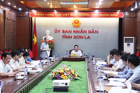 Họp tư vấn về phương án hỗ trợ thành viên HTX, liên hiệp HTX